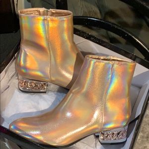 Shiny Rose gold ankle booties